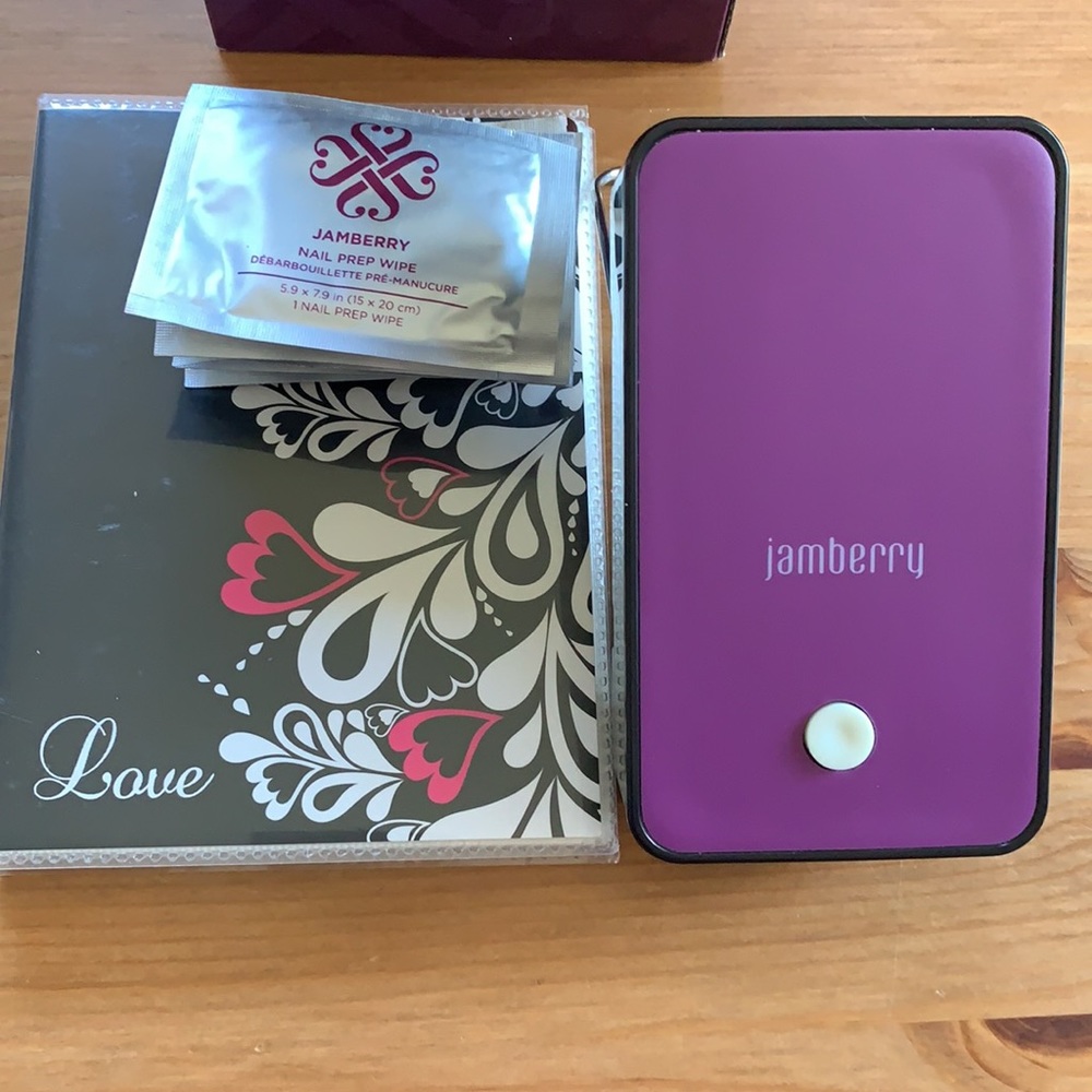 Jamberry nail wraps and mini heater